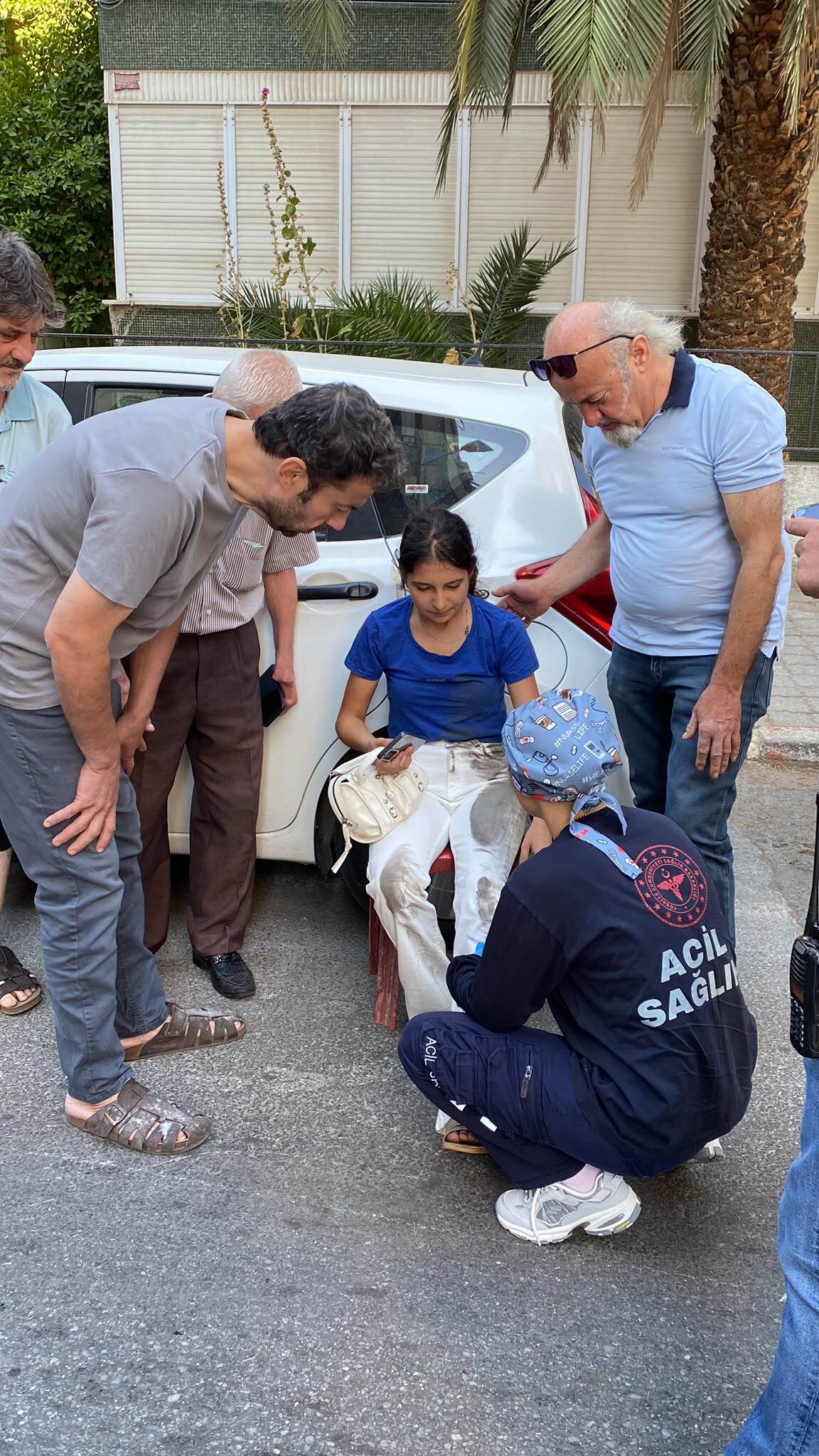 Nazilli’de Korkutan Kaza Genç Sürücü Metrelerce Sürüklendi (1)