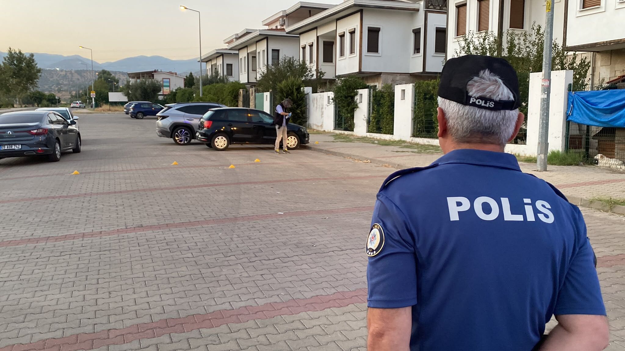 Nazilli’de Silahlı Saldırı Baba Ve Oğul Kurşunlandı (1)