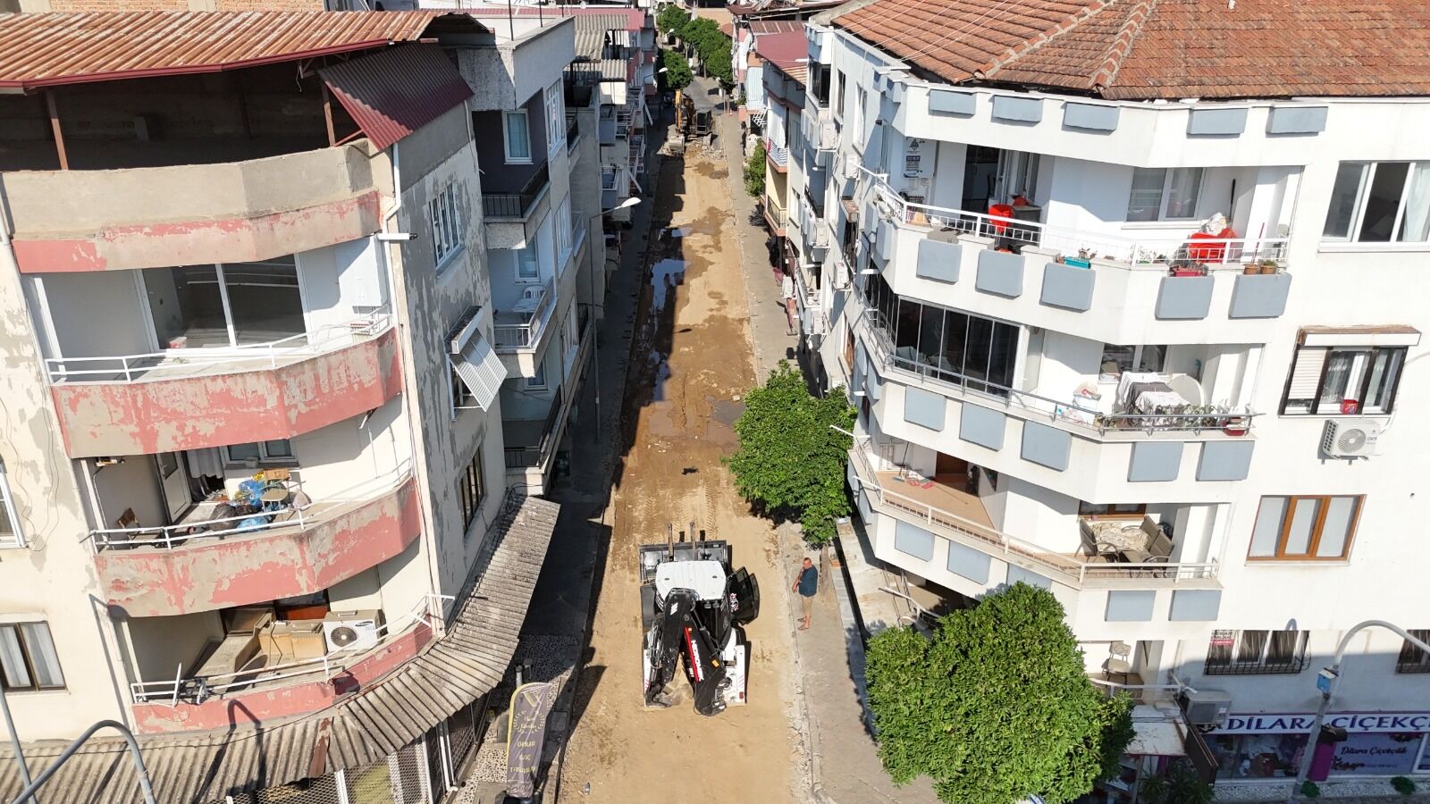 Nazilli’nin Tüm Sokakları Yenileniyor O Sokakta Asfalt Çalışması Başladı (4)