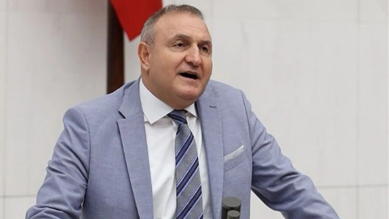 Tayvan Adam’dan Ömer Karakaş’a Dikkat Çeken Eleştiri “Bunun Karakteri Bu Kadarmış” (1)