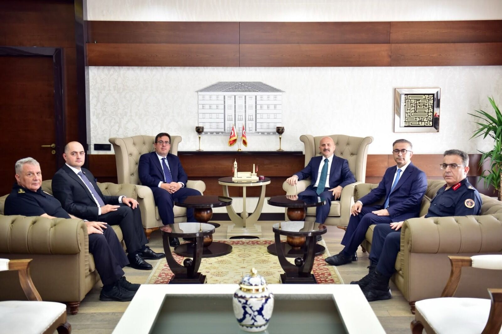 Vali Varol Bakan Yardımcısını ağırladı