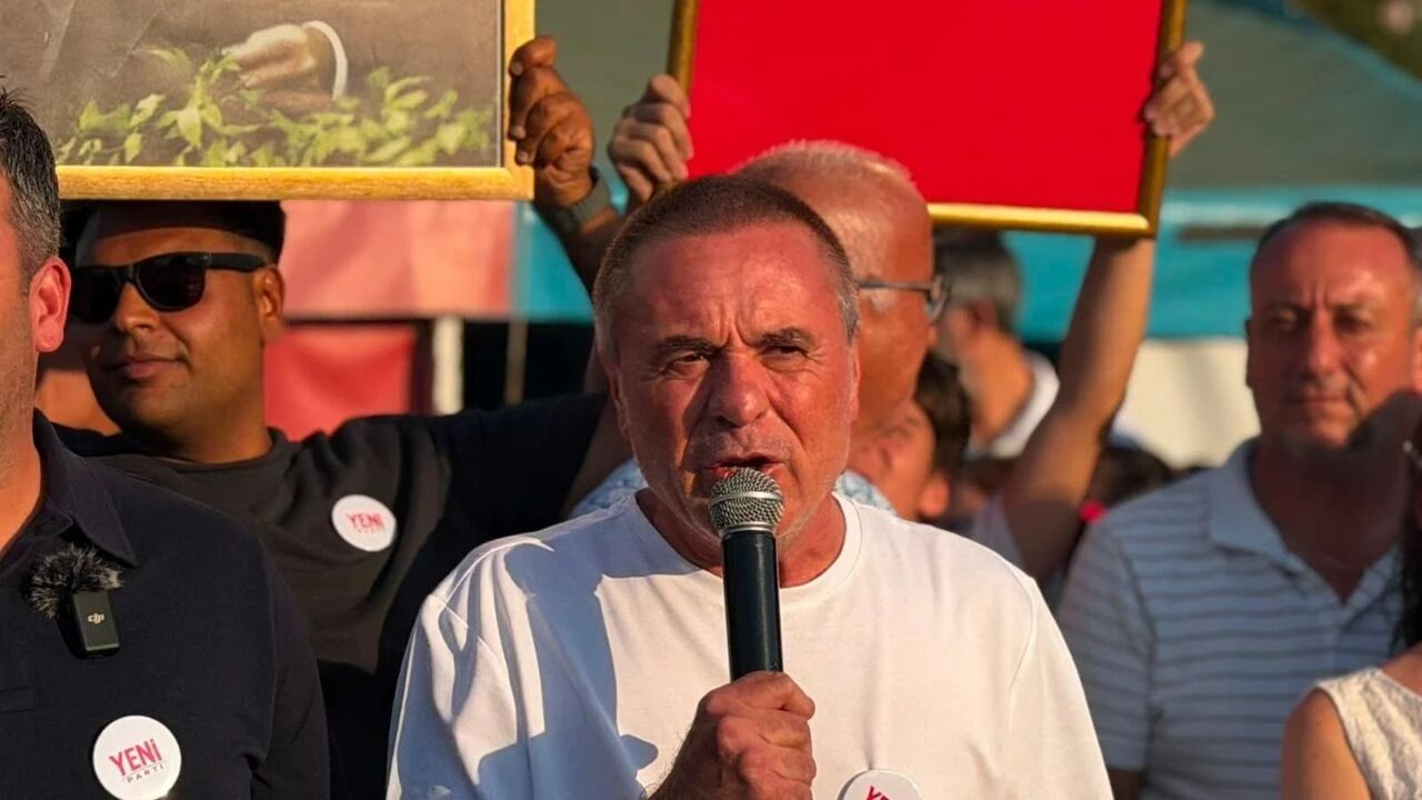 Başkan Gürbilek'ten Kuşadası Belediyesi’ndeki operasyonla ilgili açıklama