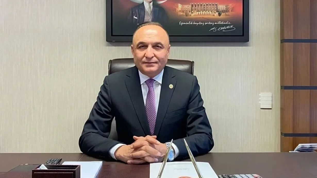 Yeni̇ Parti Milletvekili Bıçaklandı! Hastaneye Kaldırıldı (1)