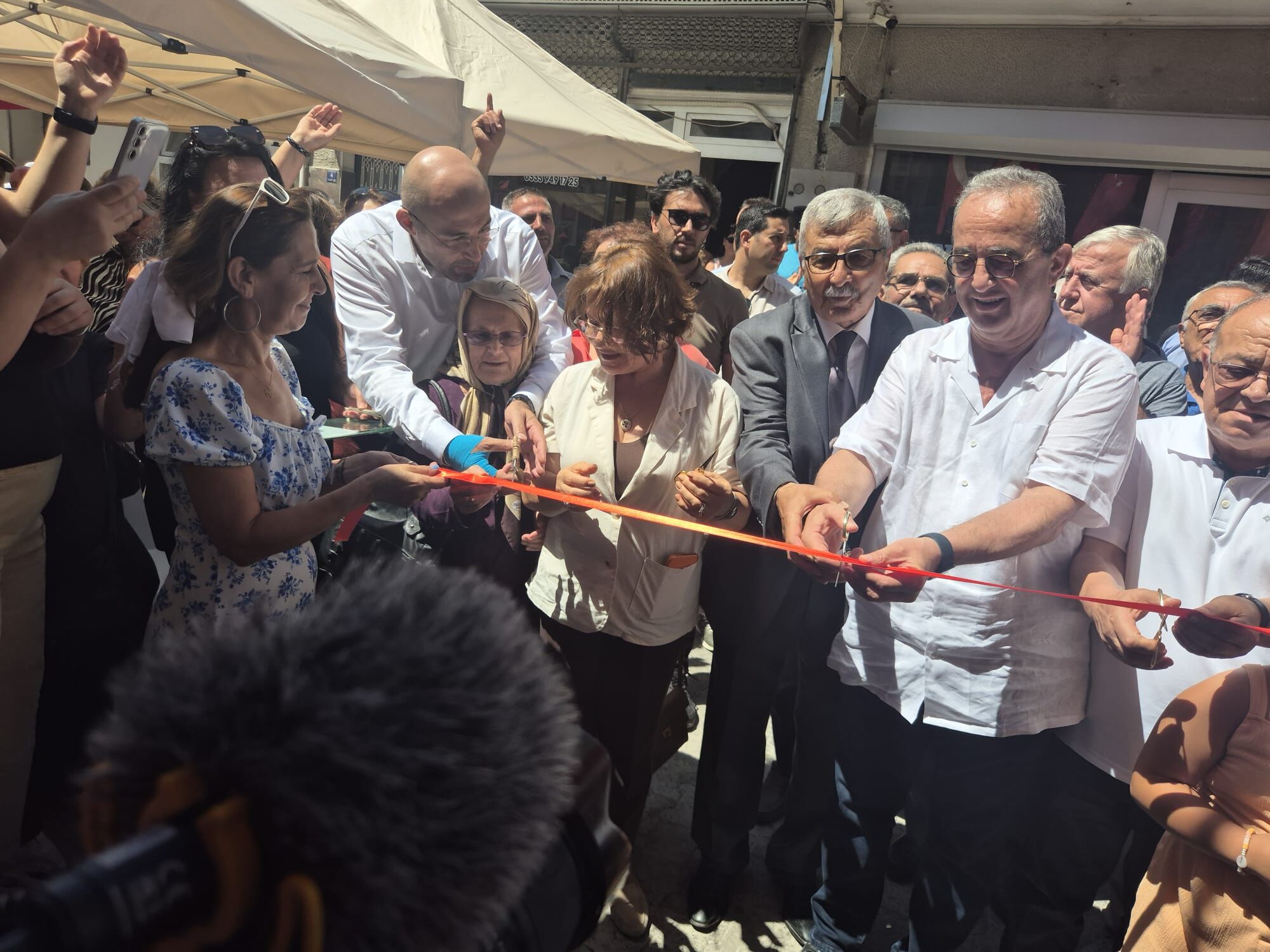 Yeni Parti Söke İlçe Binası törenle açıldı