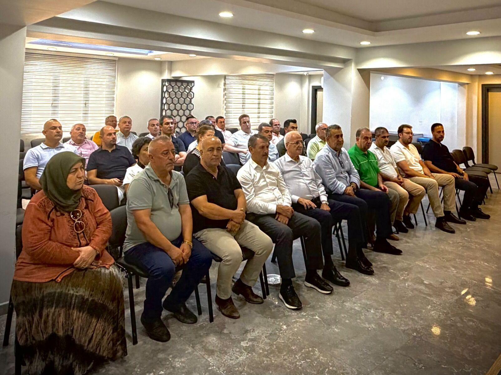 AK Parti Aydın yol haritasını değerlendirdi Başkan Erdem'den teşkilat üyeleriyle kritik istişare