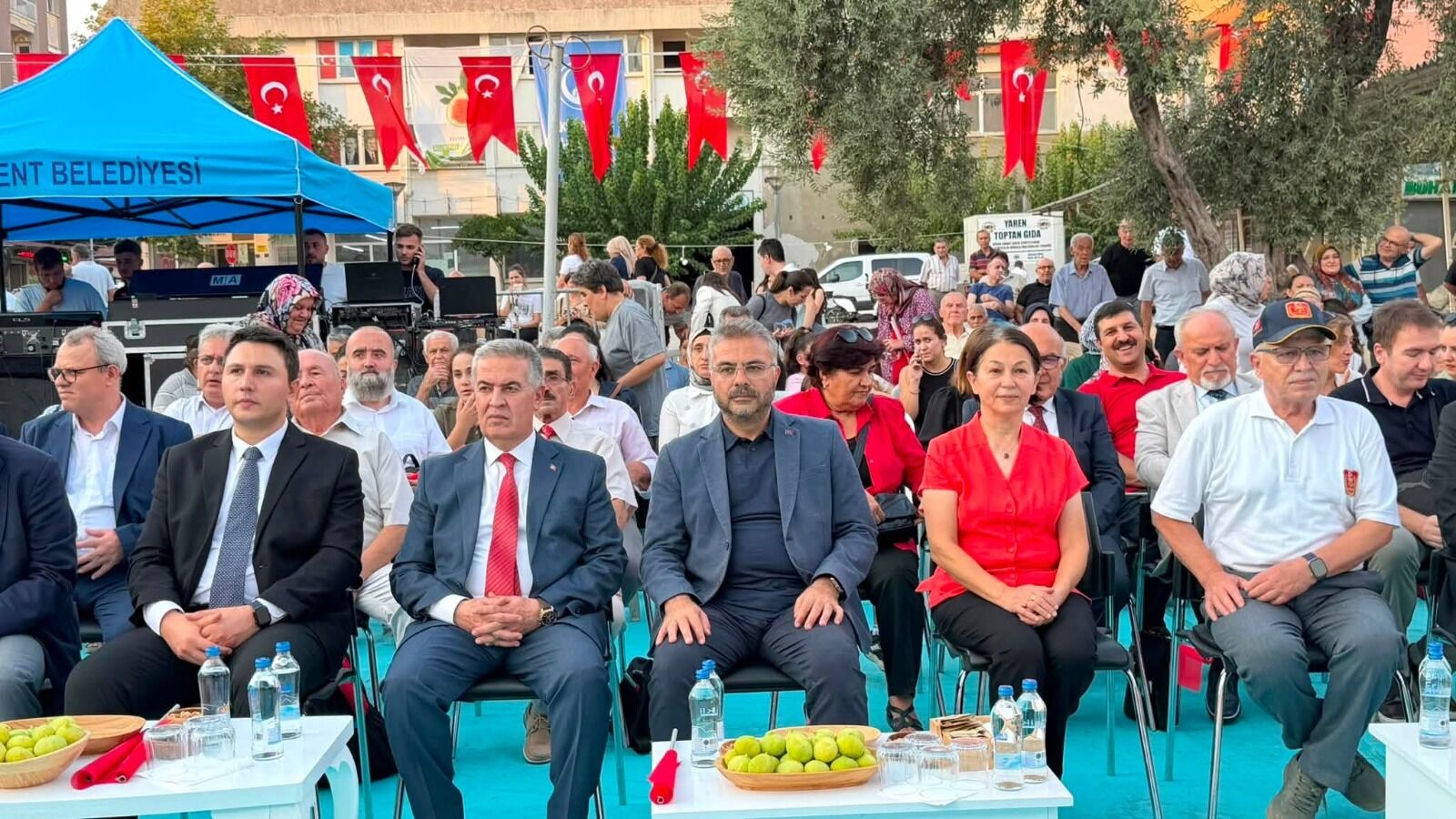 Ak Partili Vekiller Buharkent’teki Kurtuluş Coşkusuna Ortak Oldular (1)