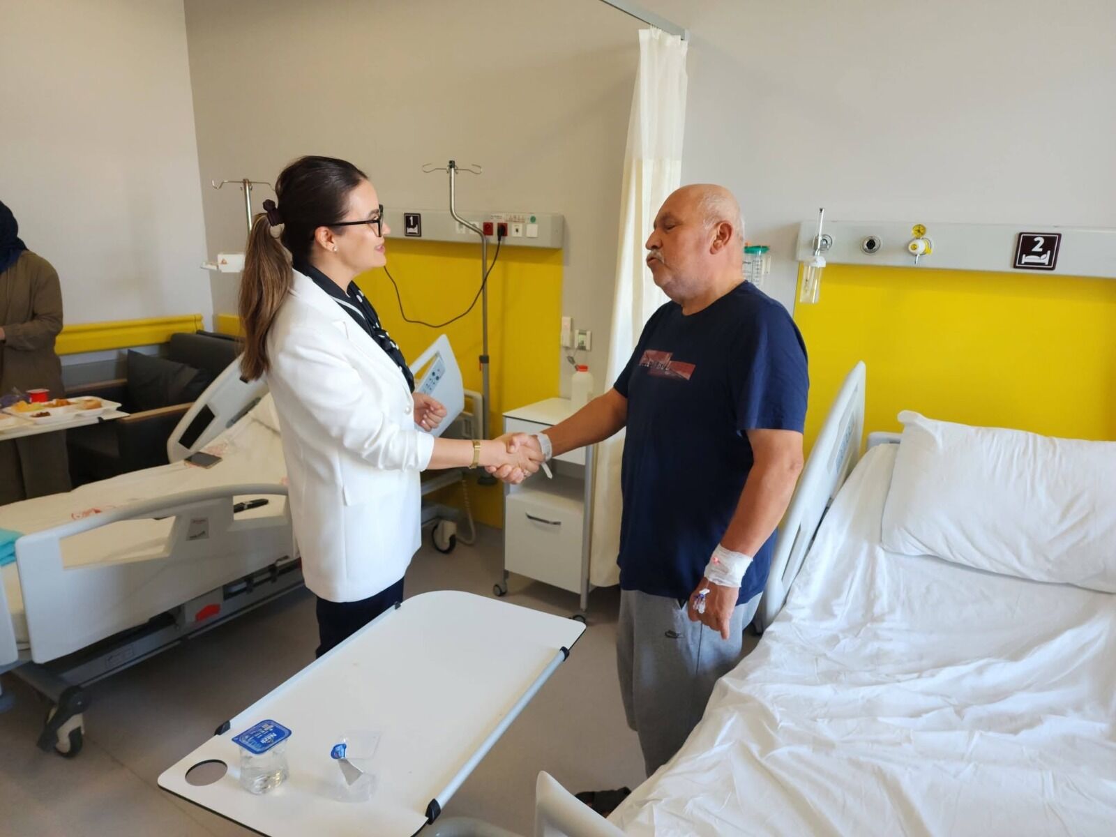 Aydın Şehir Hastanesi’nin Yeni Başhekiminden Hastalarla Ilk Temas Servisleri Inceledi (4)