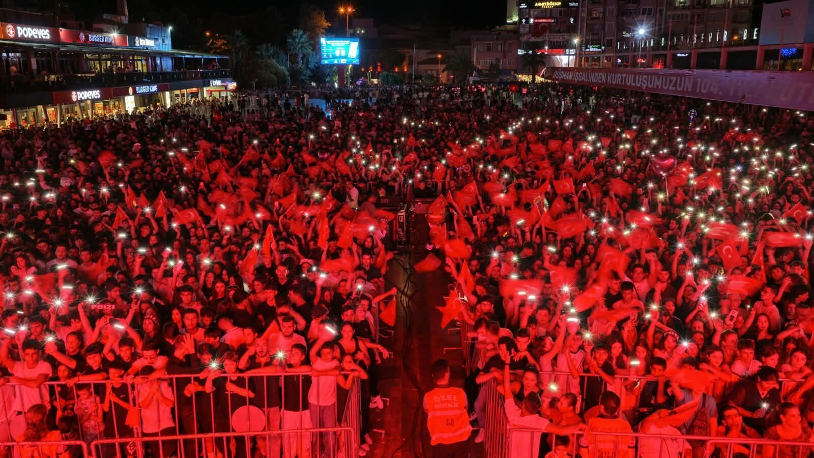 Aydın’da 7 Eylül Coşkusu Poizi Sahne Aldı (2)