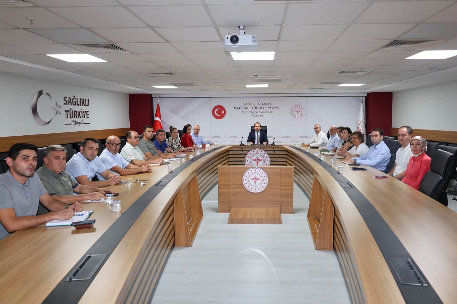 Aydın’da Eski Hastane Binası Yeniden Sağlık Hizmetine Hazırlanıyor (2)