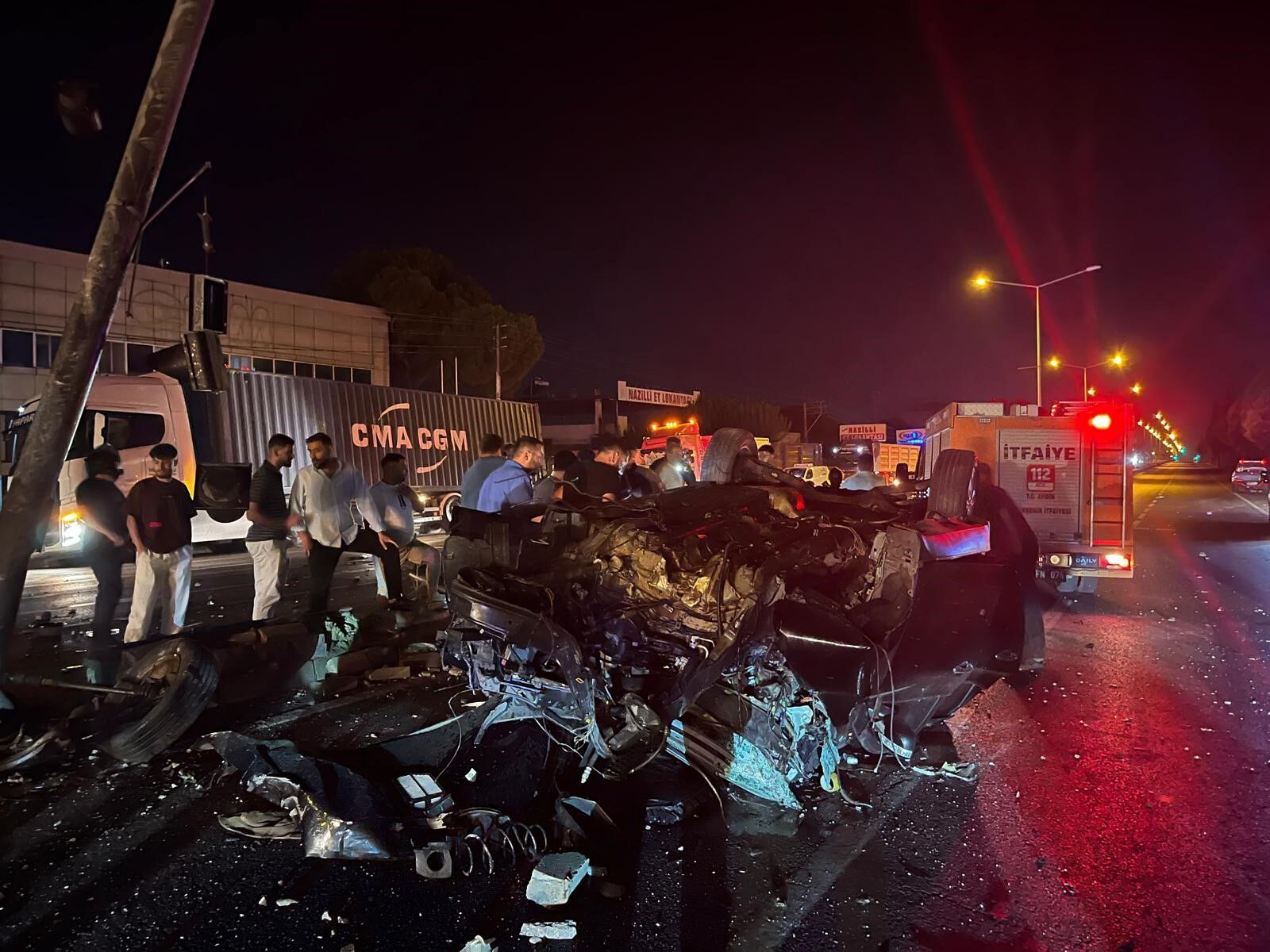 Aydın’da Feci Kaza Yaralılar Var (2)