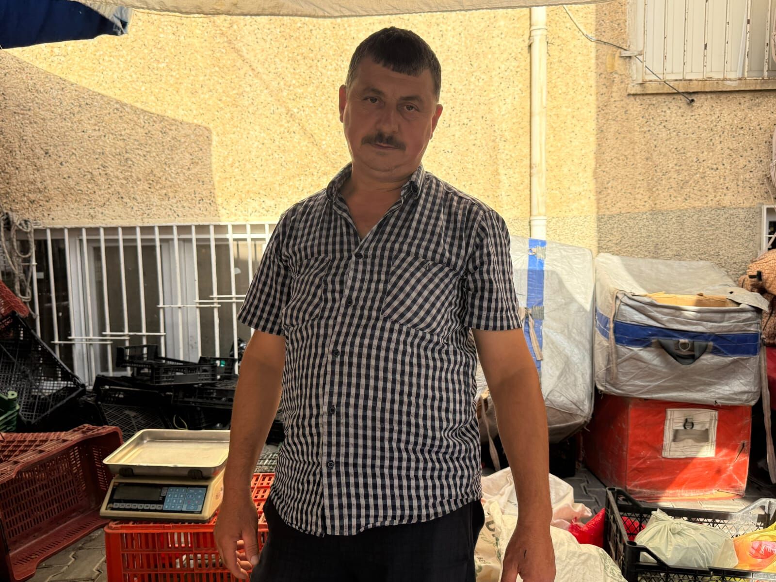 Aydın’da Görenlerin Merak Ettiği Meyve Kilosu 100 Liraya Kadar Çıkıyor (2)