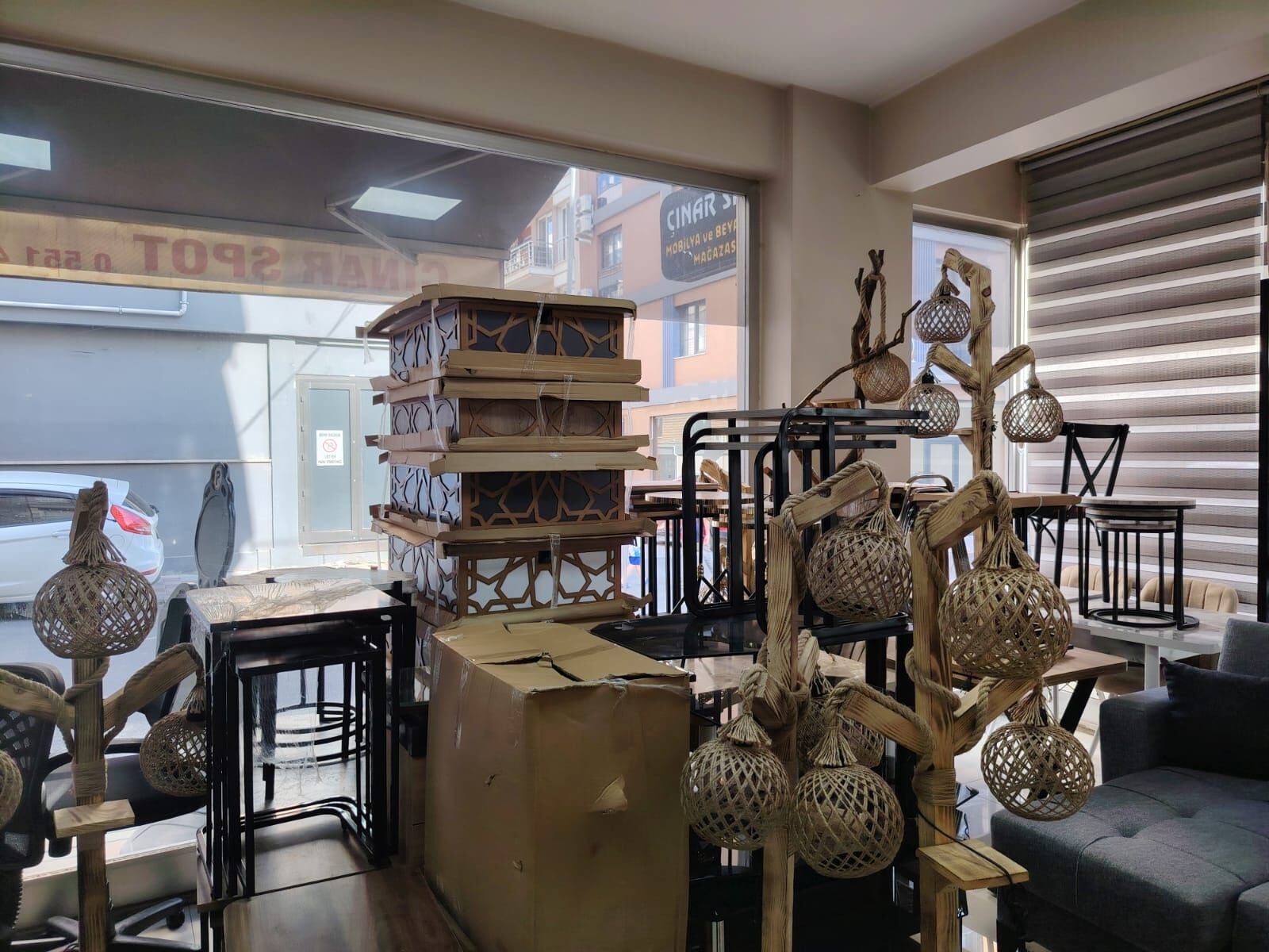 Aydın'da Ikinci El Piyasası Alarm Veriyor Aydın’daki Spotçuların Müşteri Kitlesi Değişti! (2)