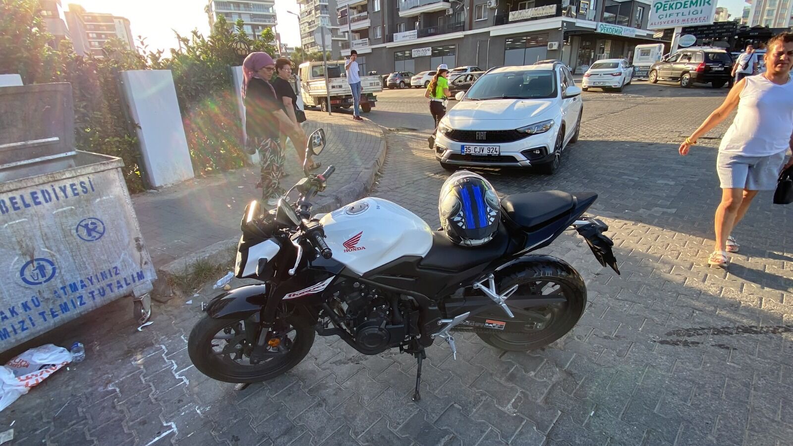 Aydın’da motosikletle otomobil çarpıştı 2 yaralı