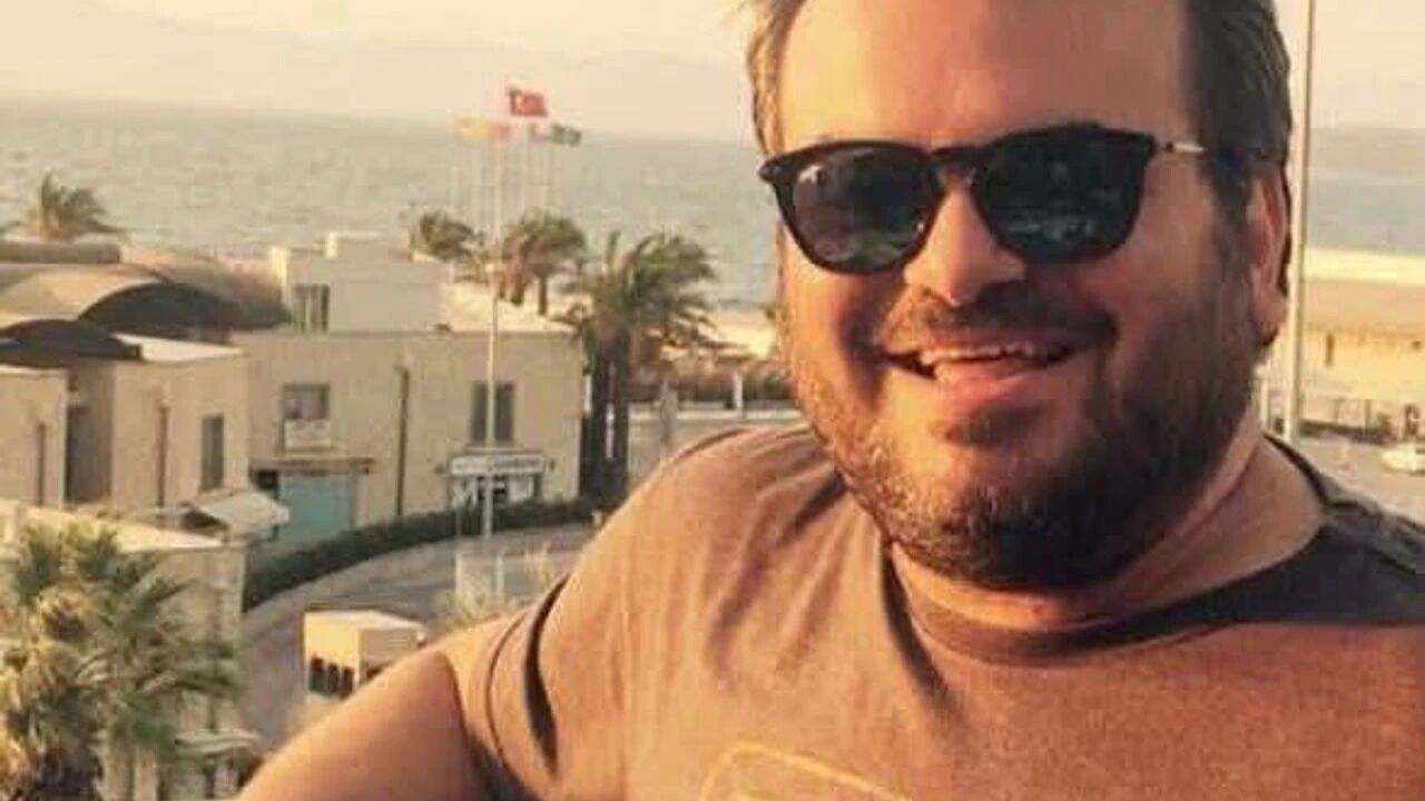 Aydınlı Cenk gözyaşlarıyla uğurlandı Geriye iki çocuğu kaldı