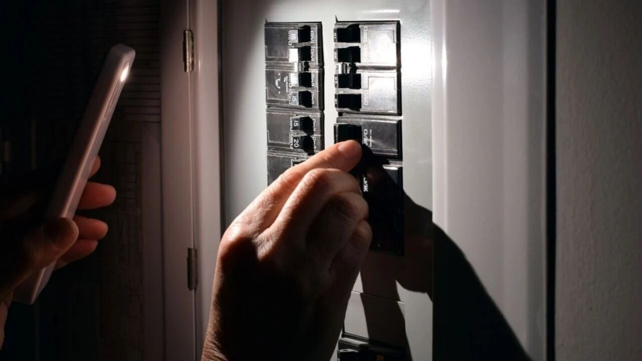 Aydınlılar dikkat! 5 ilçede elektrik kesintisi yaşanacak