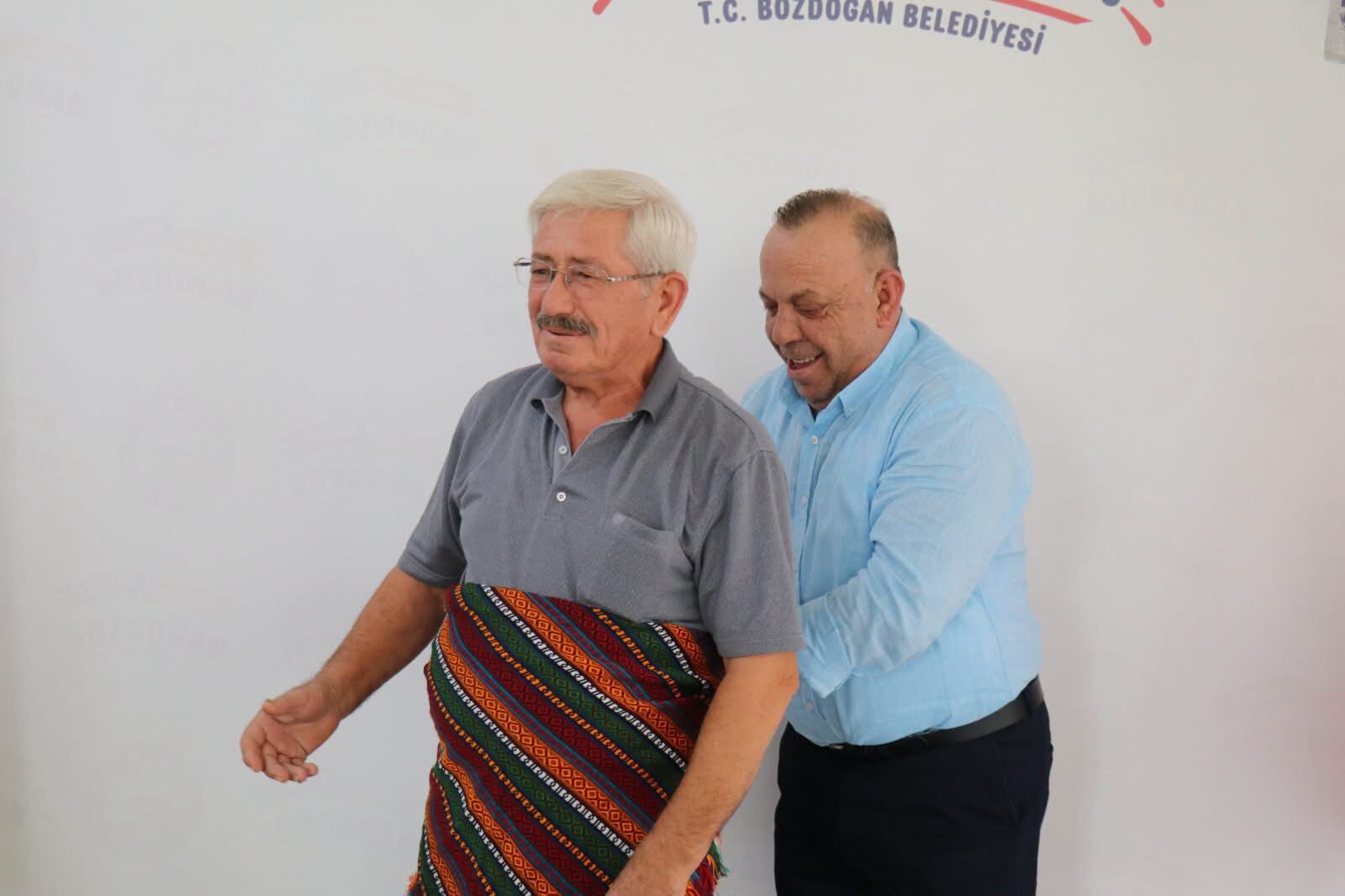 Başkan Galip Özel Yılın Ahilerini Ağırladı Hediyeler Verildi (5)