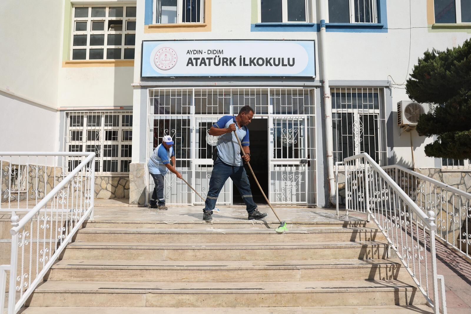 Didim Belediyesinde Okullara Onemli Destek 689991 F5A32A