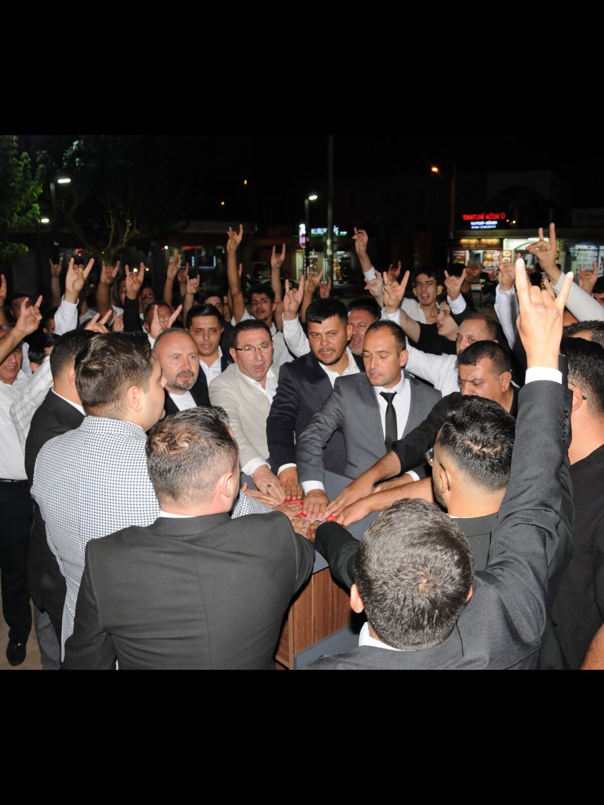 Köşk Ülkü Ocakları’nda Bayrak Değişimi Çağlayan Okur Görevi Devraldı (1)