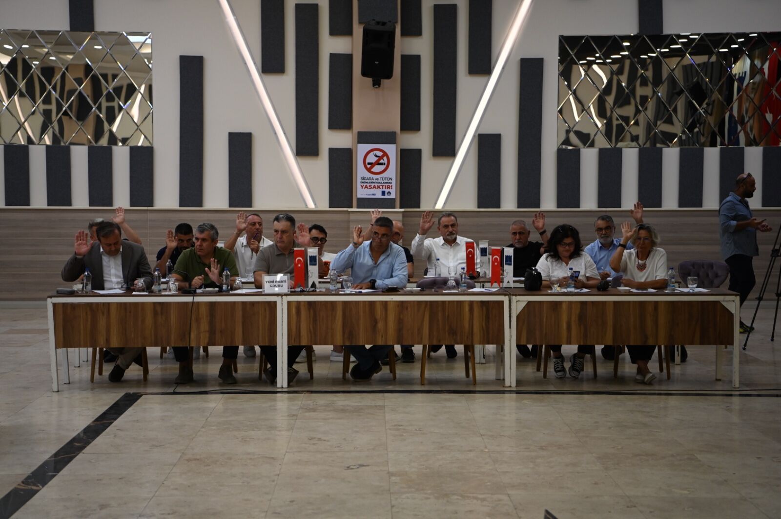 Kuşadası Meclisi Toplandı Önemli Başlıklar Masaya Yatırıldı (1)