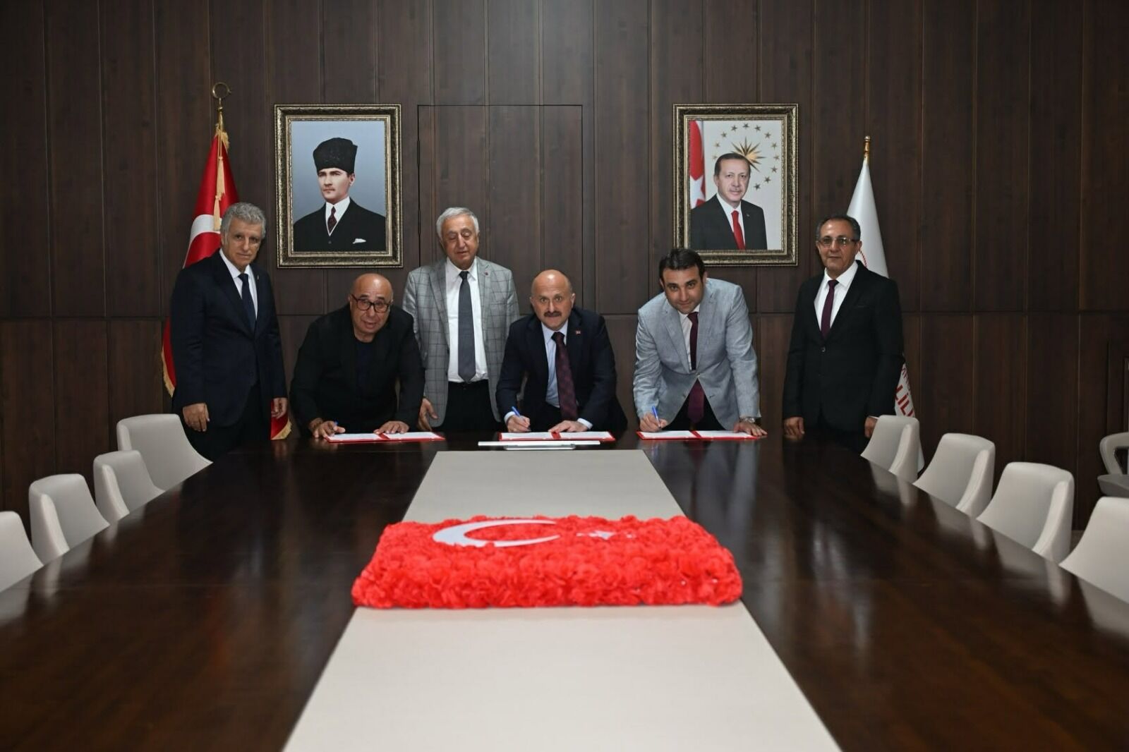 Kuşadası’na hayırsever desteğiyle yeni anaokulu Özel Eğitim Kampüsü ve BİLSEM müjdesi