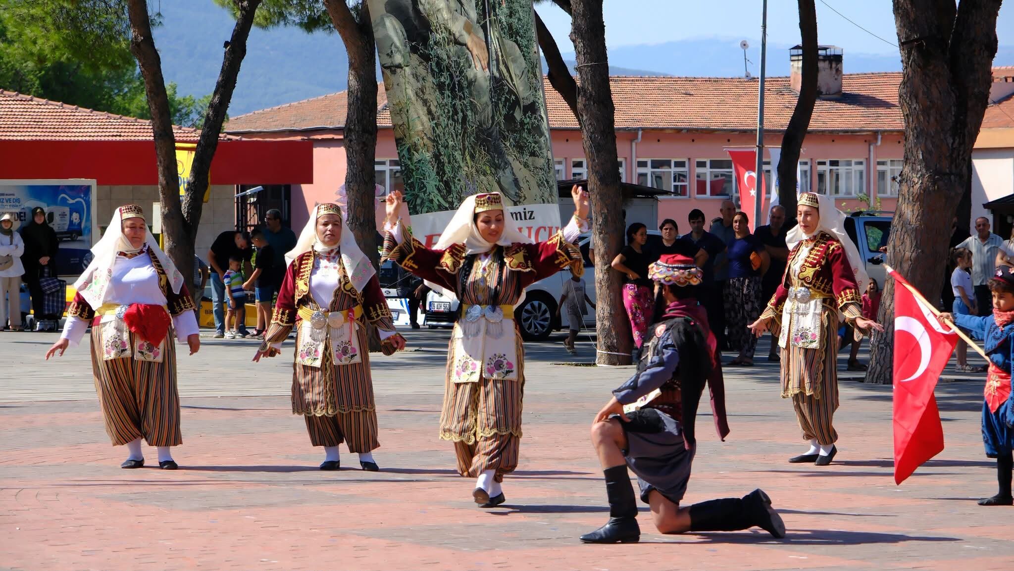 Kuyucak’ın Düşman Işgalinden Kurtuluşunun 104. Yılı Coşkuyla Kutlandı (3)