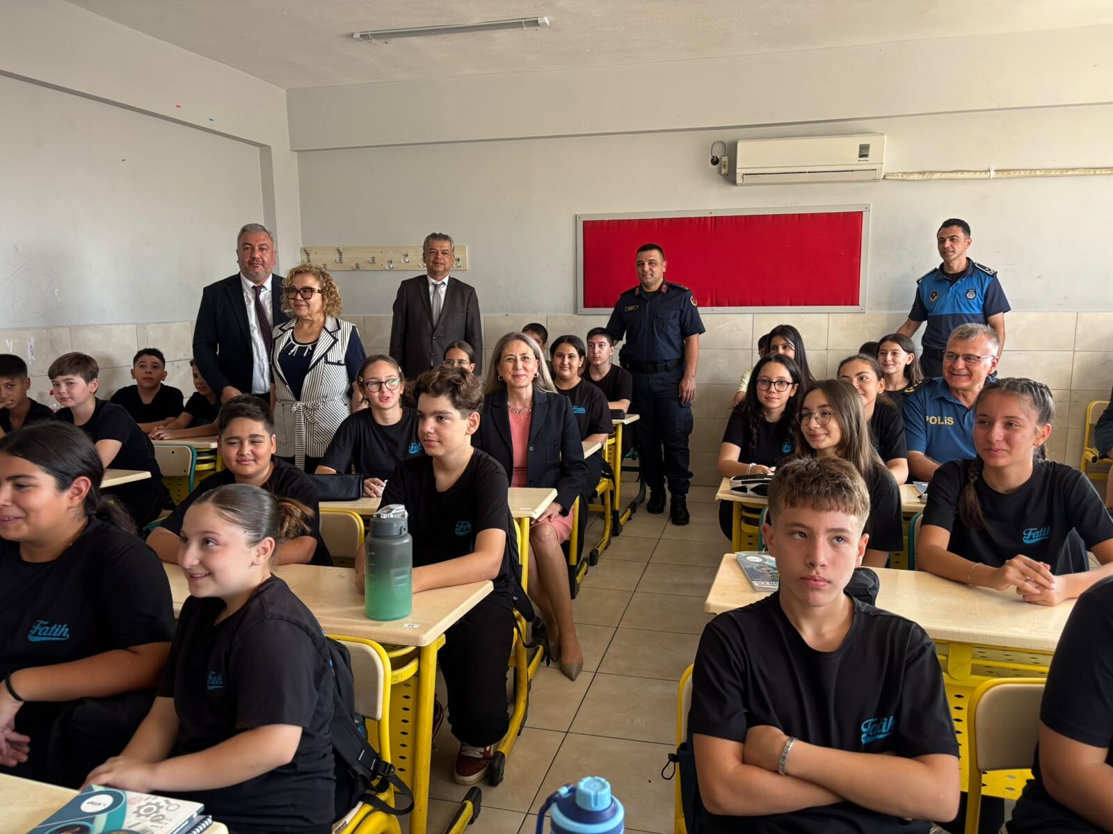 Nazilli’de ilk ders zili çaldı: Öğrenciler okullarına kavuştu