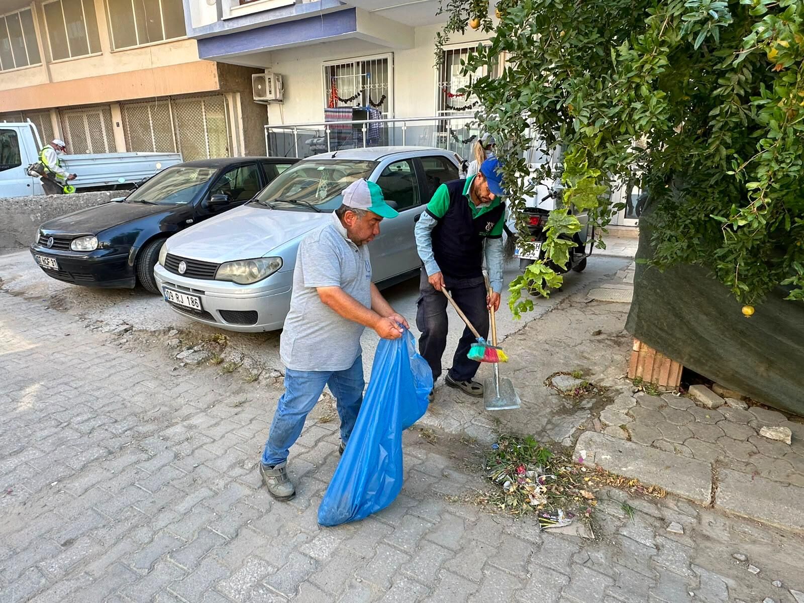 Nazilli’de temizlik gün doğumuyla başlıyor