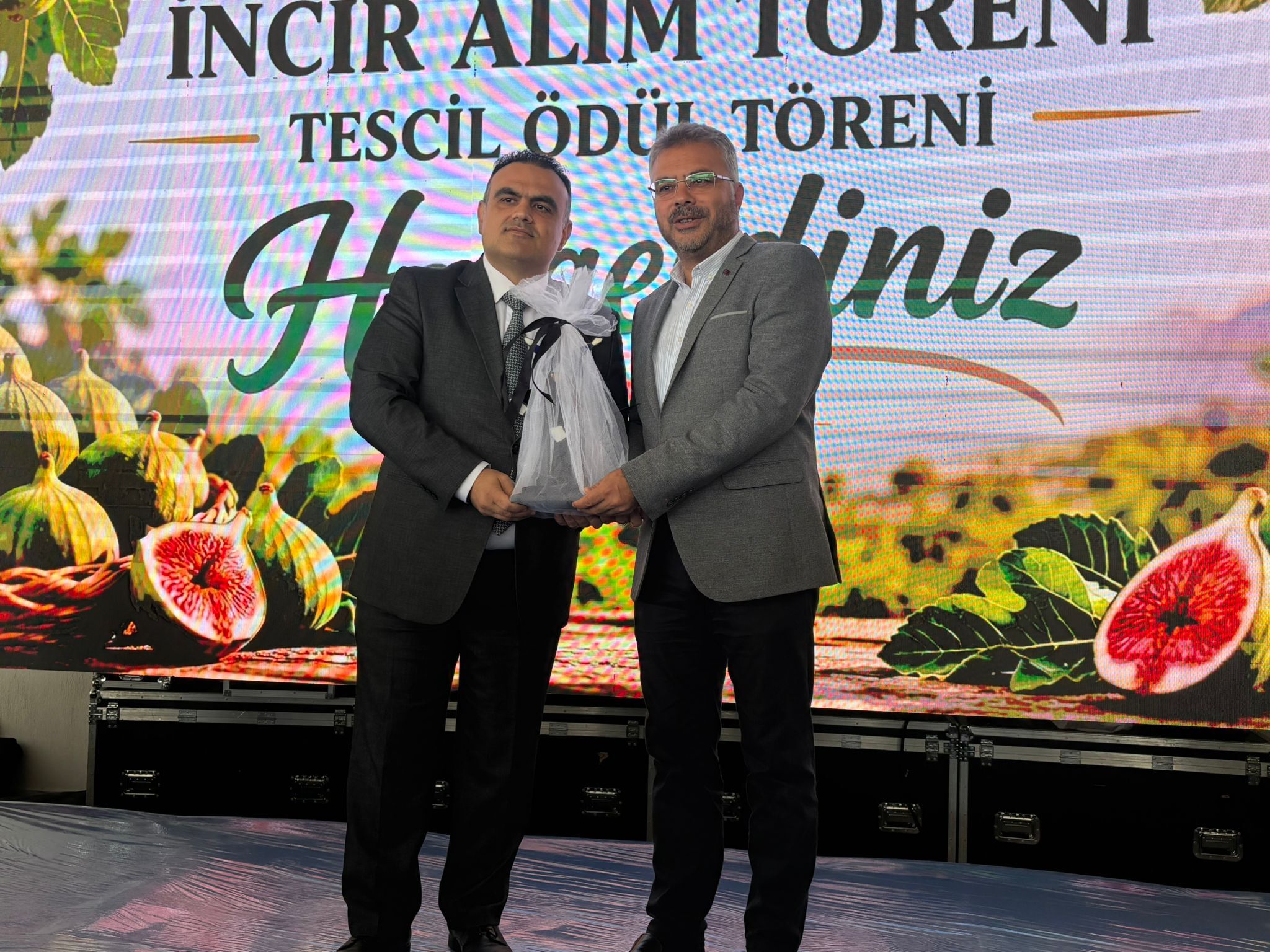 Nazilli’de Yılın Ilk Inciri Törenle Alındı Kilosu Bin Liradan Satıldı (3)