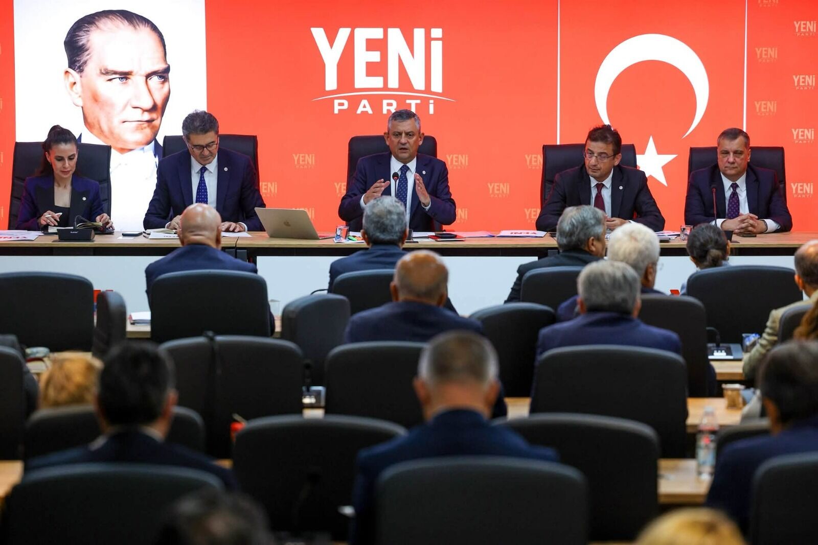 Yeni̇ Parti Aydın Milletvekilleri Çankaya'da Partinin Ilk Pm Toplantısına Katıldılar (2)