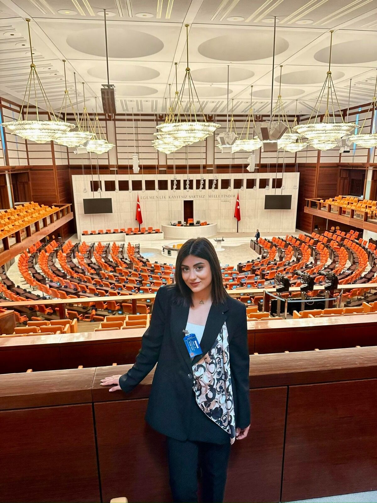 Yeni̇ Parti Aydın'da Flaş Ayrılık Yeni Dönemde Devam Etmeyeceğini Açıkladı