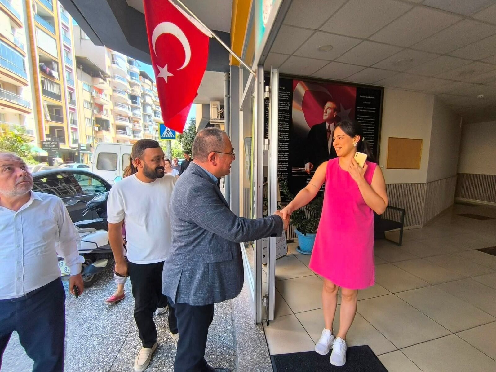 Yeni̇ Partili Karakoz Aydınlı Incir Üreticilerinin Sesi Oldu Tari̇ş Alım Fiyatını Vakit Kaybetmeden Açıklamalıdır (5)