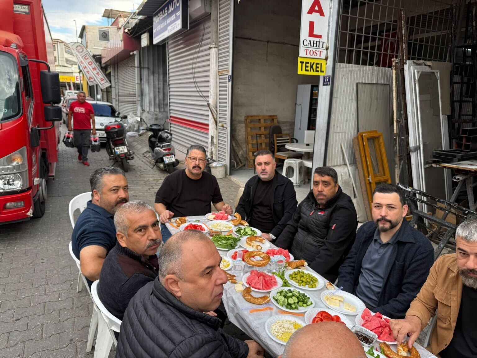 Aydın'daki Sanayi Esnafından Dayanışma Sofrası Başkan Avşar Ve Eyefçi Esnafla Gündemi Değerlendirdi (1)