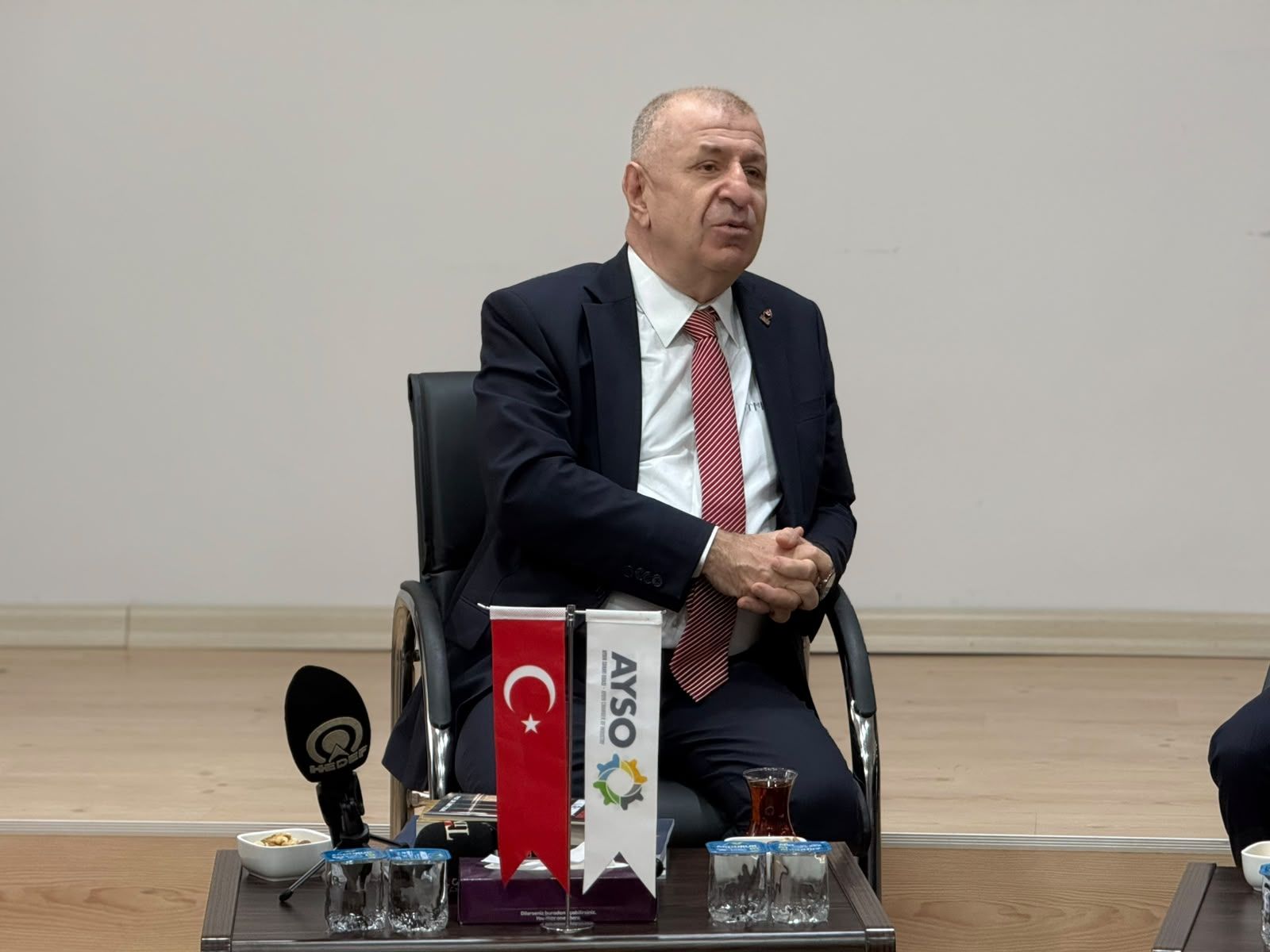 Zafer Partisi Lideri Özdağ AYSO’da ekonomiyi değerlendirdi Aydın'ın durumu beni şaşırttı!