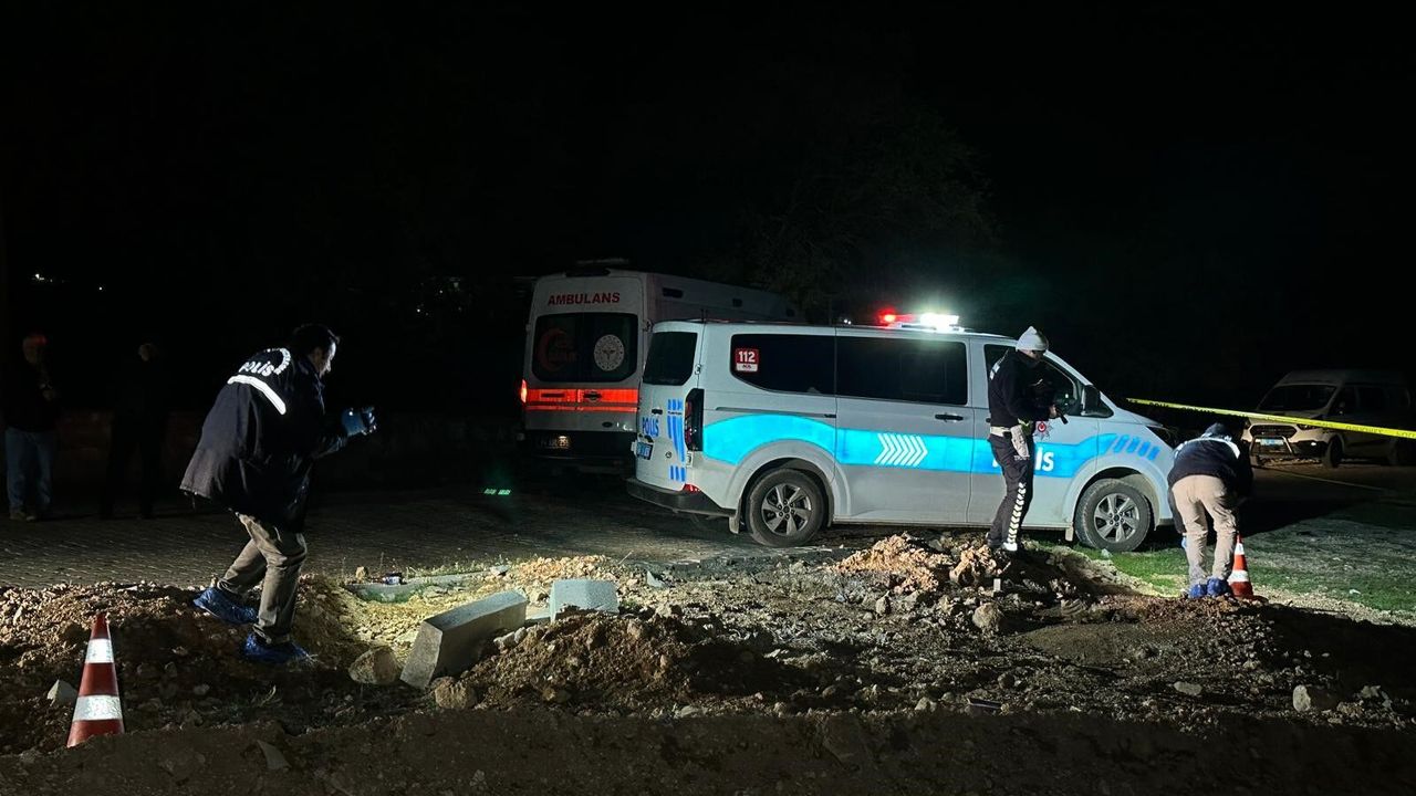 Kontrolden çıkan motosiklet ölüm getirdi! Genç sürücü olay yerinde hayatını kaybetti