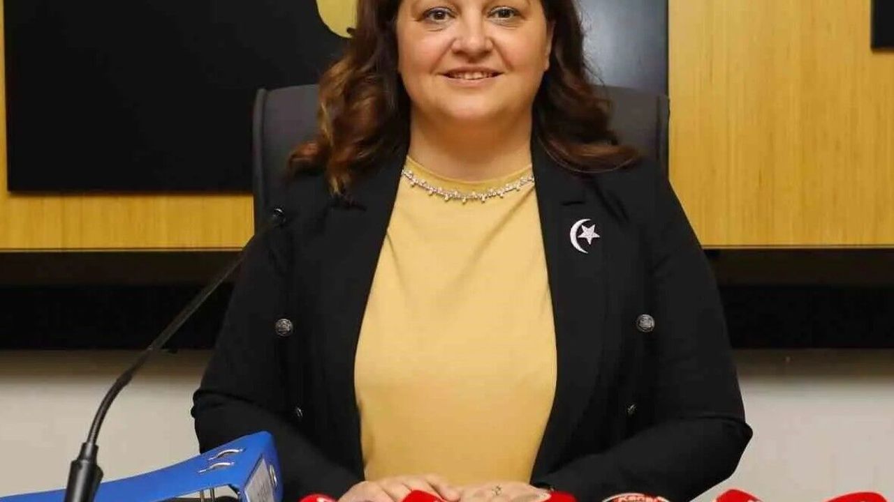 AK Parti'ye katılması beklenen Burcu Köksal hakkında şok karar