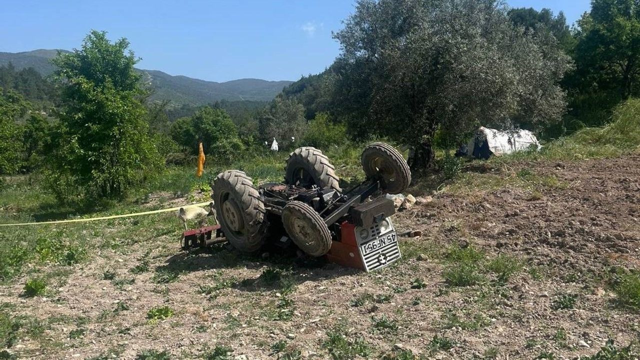 Yaşlı çiftçinin feci sonu! Traktörün altında can verdi