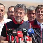 Bakan Yumaklı’dan Çine yangını açıklaması: “Havadan ve karadan müdahale ediyoruz”