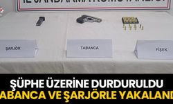 Şüphe üzerine durduruldu tabanca ve şarjörle yakalandı