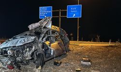 Feci kaza! Hurdaya dönen otomobilin sürücüsü öldü