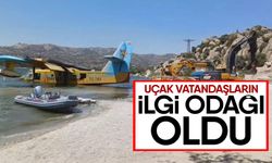 Uçak Vatandaşların İlgi Odağı Oldu