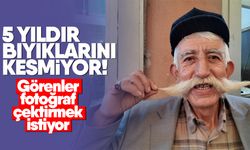 5 yıldır bıyıklarını kesmiyor! Görenler fotoğraf çektirmek istiyor