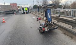 Motosiklet tıra çarptı: 1 ölü