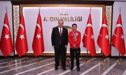 Vali Canbolat, Didimli şampiyon sporcuyu ağırladı