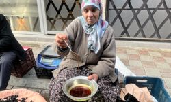 Ürettiği ürünleri satarak geçimini sağlıyor: "Çok şükür paramızı kazanıyoruz"