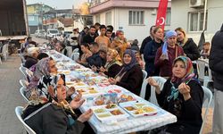 Büyükşehir’in iftar sofrasına yoğun ilgi: Nazilli’de mahalleli hep birlikte oruç açtı