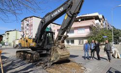 Başkan Tetik, altyapı çalışmasını sahada inceledi