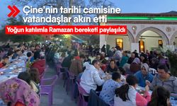 Çine’nin tarihi camisine vatandaşlar akın etti! Yoğun katılımla Ramazan bereketi paylaşıldı