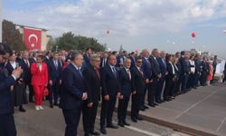 Karakoz TBMM’de törenlere katıldı