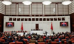Mecliste 23 Nisan özel oturumu! AK Partili vekiller TBMM’de buluştu