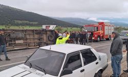 İşçileri taşıyan servis kaza yaptı! 1’i ağır 13 yaralı